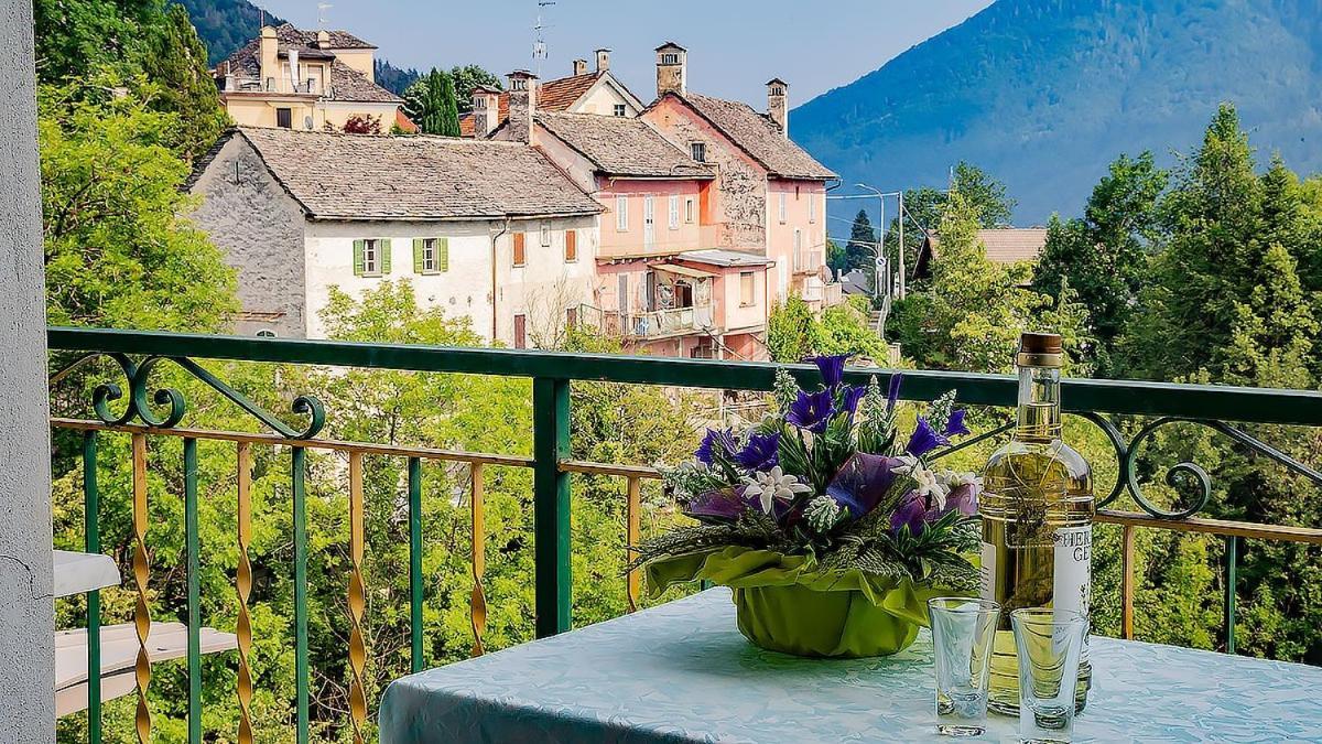 Отель Locanda Marconi Краведжиа Экстерьер фото
